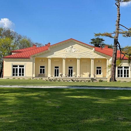 Palac Zbylitowskich Zbylitowska Gora エクステリア 写真