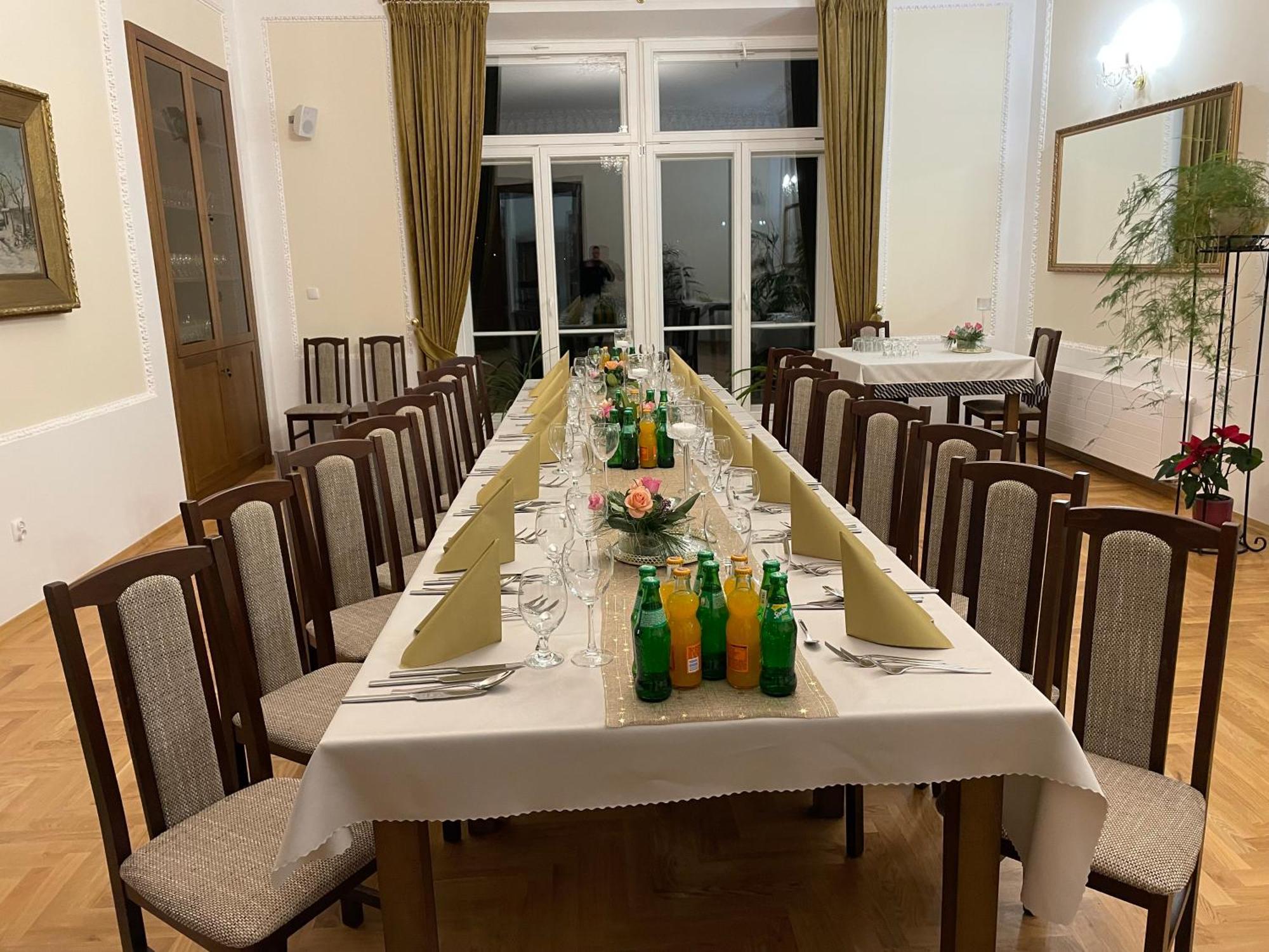 Palac Zbylitowskich Zbylitowska Gora エクステリア 写真